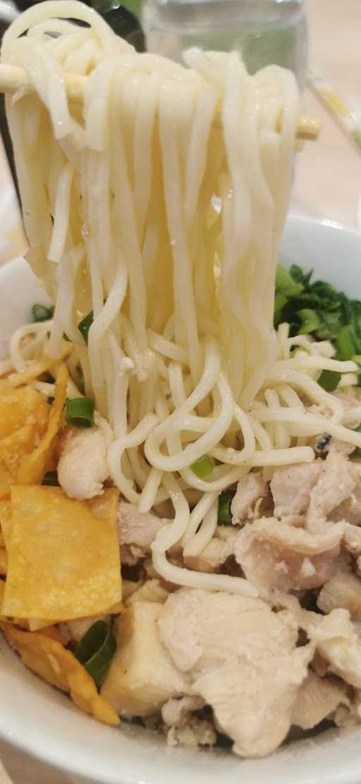 Babaku, Bakmi Bakso Ku 8