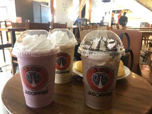 J Co Doughnut Ewalk Balikpapan 8