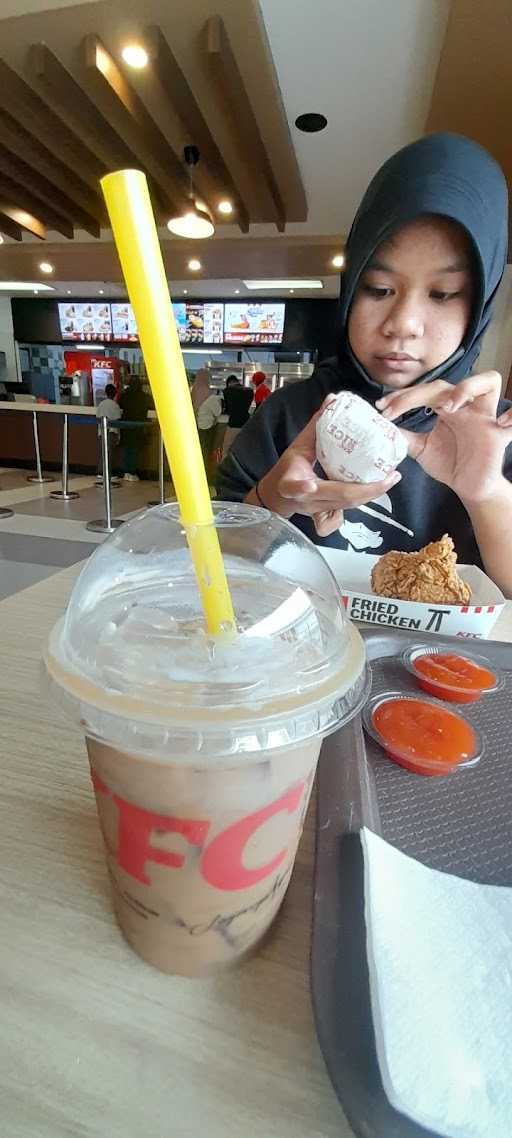 KFC - Sudirman Balikpapan 6