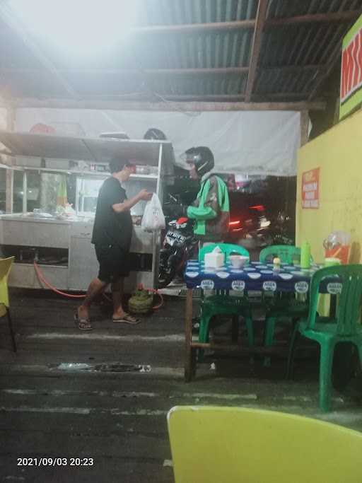 Mie Ayam & Bakso Solo Agus 10