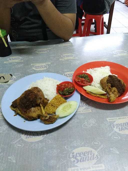 Nasi Bebek Tugu Pahlawan 1