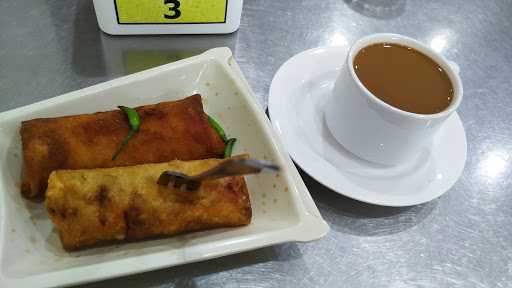 Roti Tiam Bakery And Cafe 5