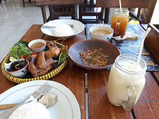 A'Duden Ingkung Ayam Kampung 7