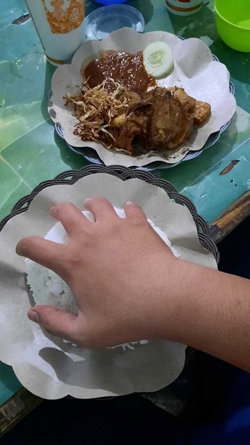 Warung Makan Solo (Kacong Pdam) 2