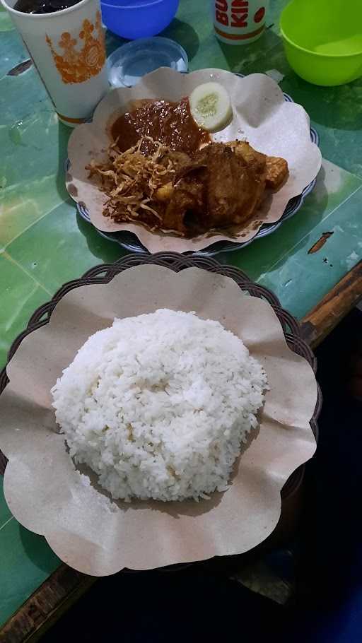 Warung Makan Solo (Kacong Pdam) 7