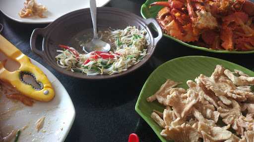 Teluk Bayur Sea Food Restaurant 3