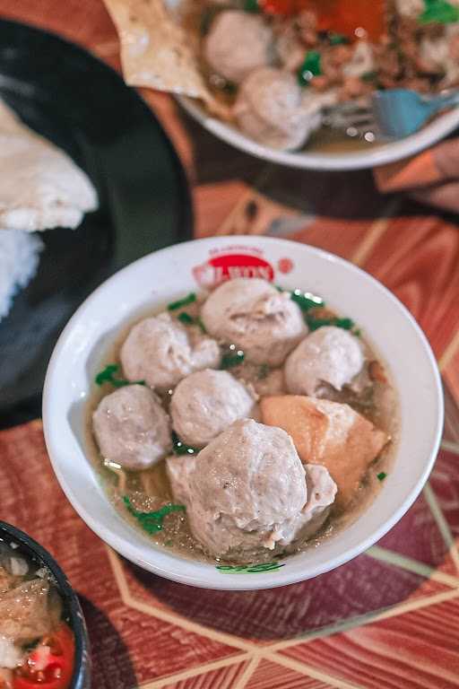 Mie Ayam & Bakso Solo 9