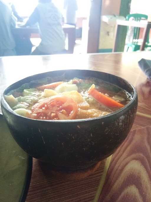 Mie Ayam & Bakso Solo 7