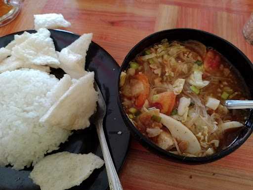 Mie Ayam & Bakso Solo 10