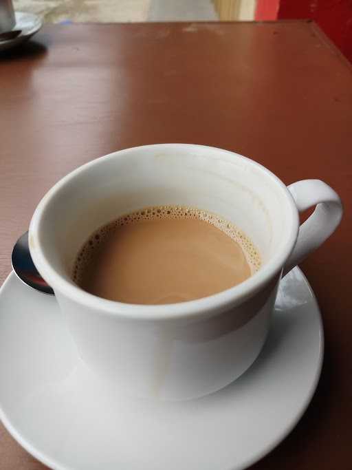 Warung Kopi Daeng Tata 5