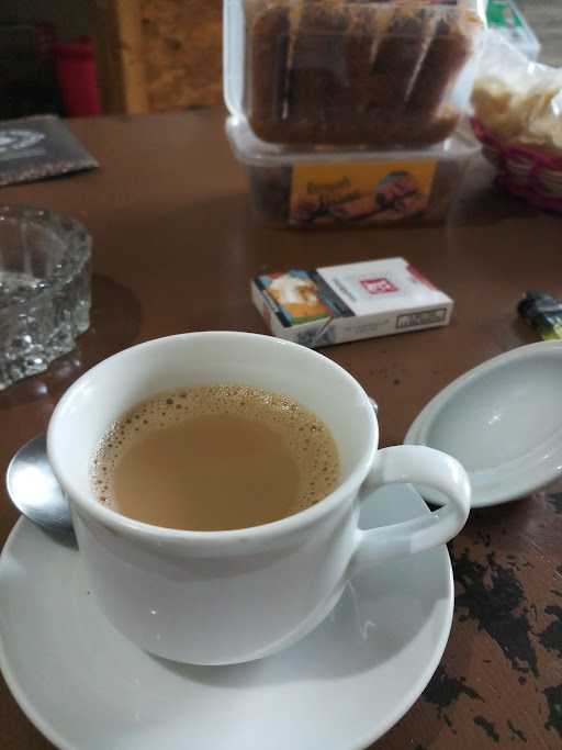 Warung Kopi Daeng Tata 2