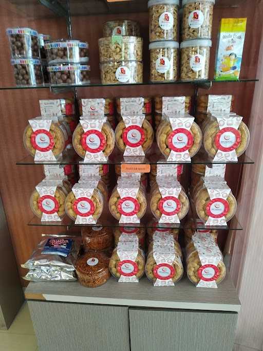 Agen Ina Cookies Balikpapan 3