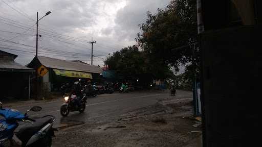 Bakso Mie Ayam Pak Unyil Cah Solo 7