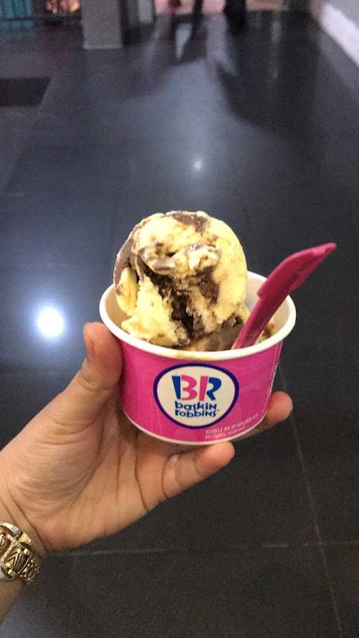 Baskin & Robbin 1