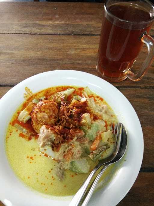 Kedai Abah ( Spesialis Nasi Kuning & Lontong Sayur 1