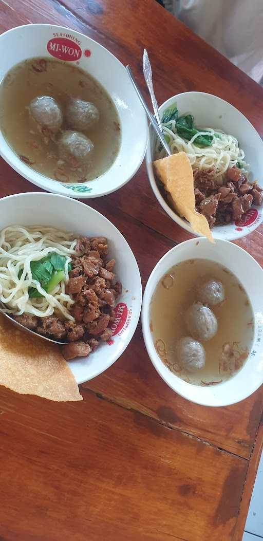 Pangsit Mie Ayam Bakso Solo 8