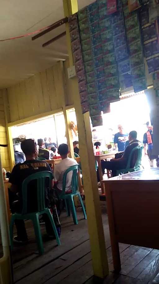 Warung Makan Kalimantan (Borneo) 5