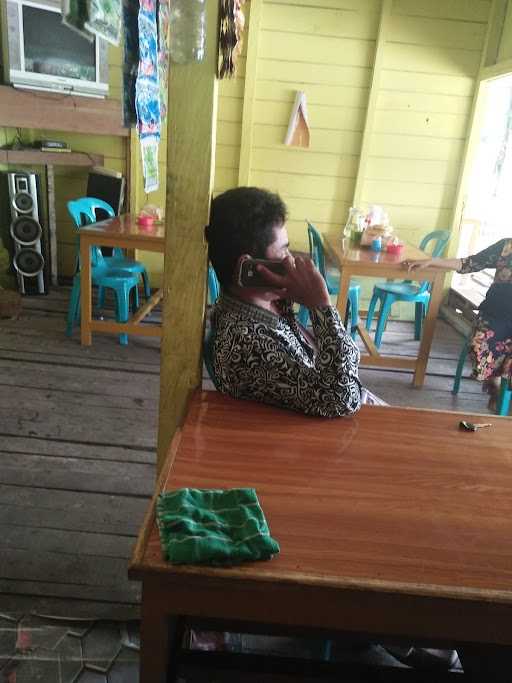 Warung Makan Kalimantan (Borneo) 3