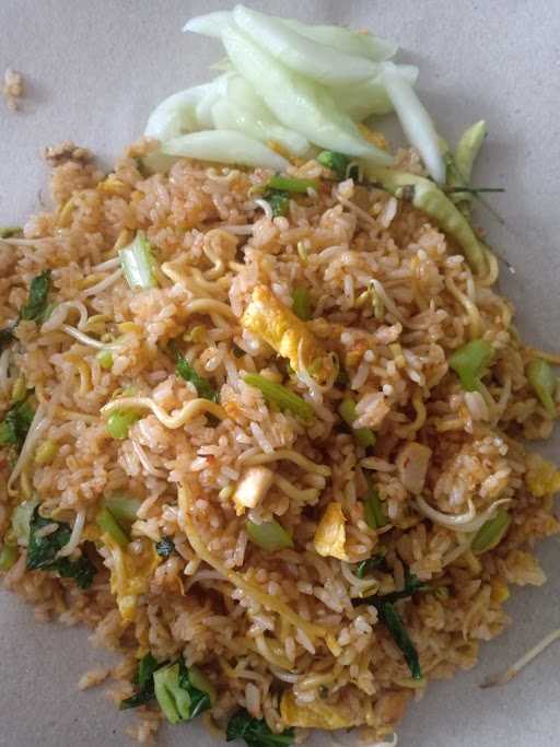 Warung 84 ~ Nasi/Mie Goreng 8