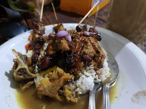 Warung Sate Kambing Pak Mardi 8