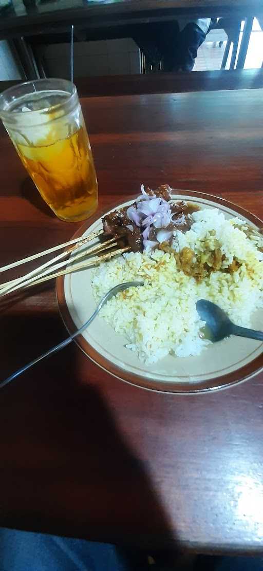 Warung Sate Pak Sukadi 9