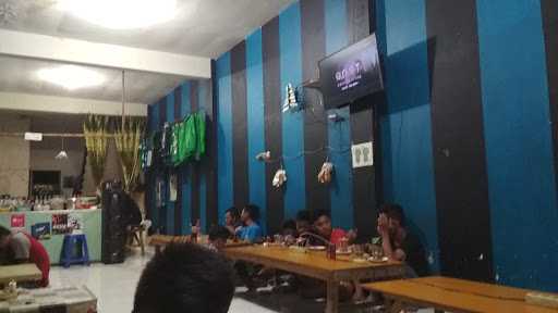 Warkop Biru-Hitam 10