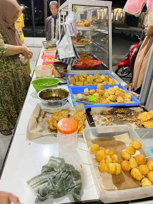 Warung Bu. Wahyumi 1