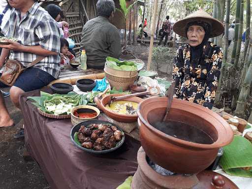 Pasar Kebon Watu Gede 4