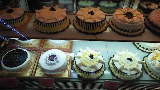 Holland Bakery 3