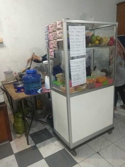 Kedai Bu Cucun 7