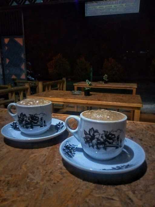 Kedai Kopi Bukit Suling - The Triad Coffee Group (Home Roastery & Coffee Space) 10