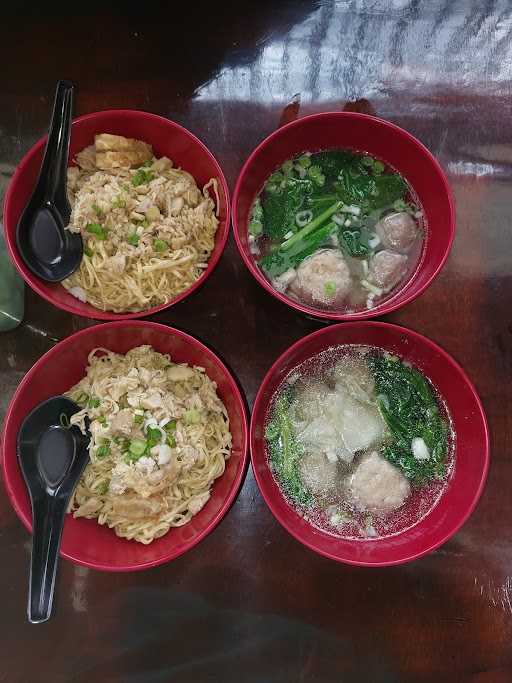 Bakmi Royal Cabang Suryani 5