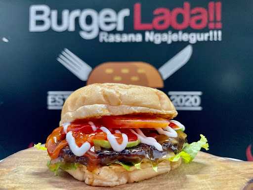 Burger Lada 10