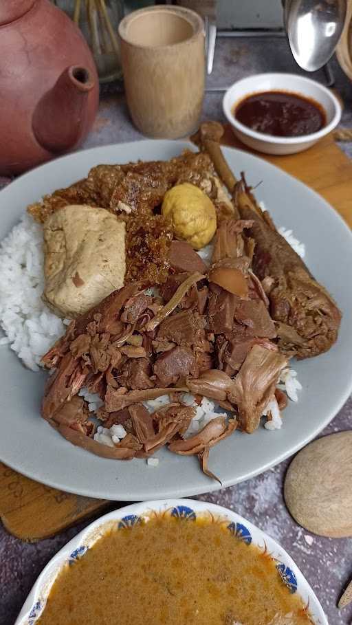 Gudeg Bu Ratna 4