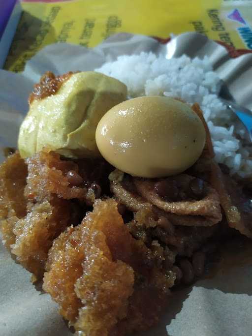 Warung Gudeg Yogya Holis 4