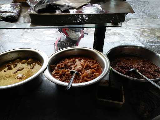 Warung Gudeg Yogya Holis 5