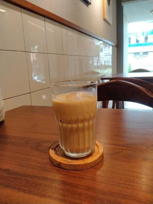 Flatwhite Coffee Bandung 3