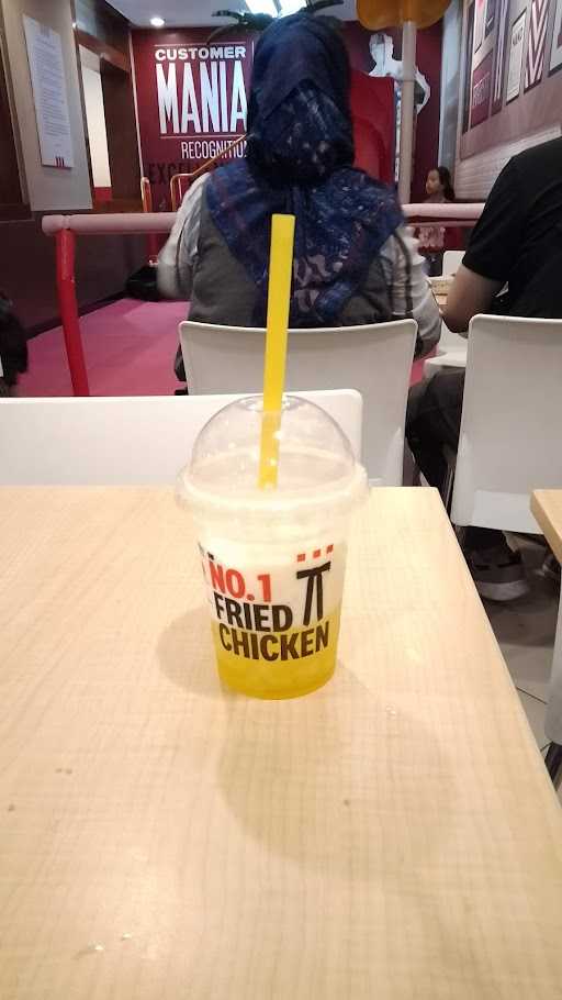 KFC - Riau Bandung 10