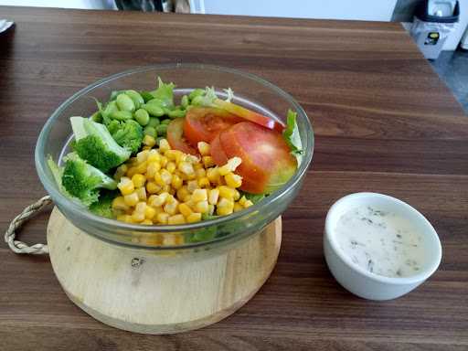 Serasa Salad Bar Bandung 3