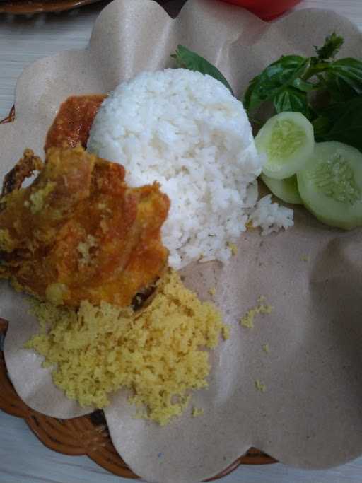 Ayam Cremes Aliya, Ciliwung 10