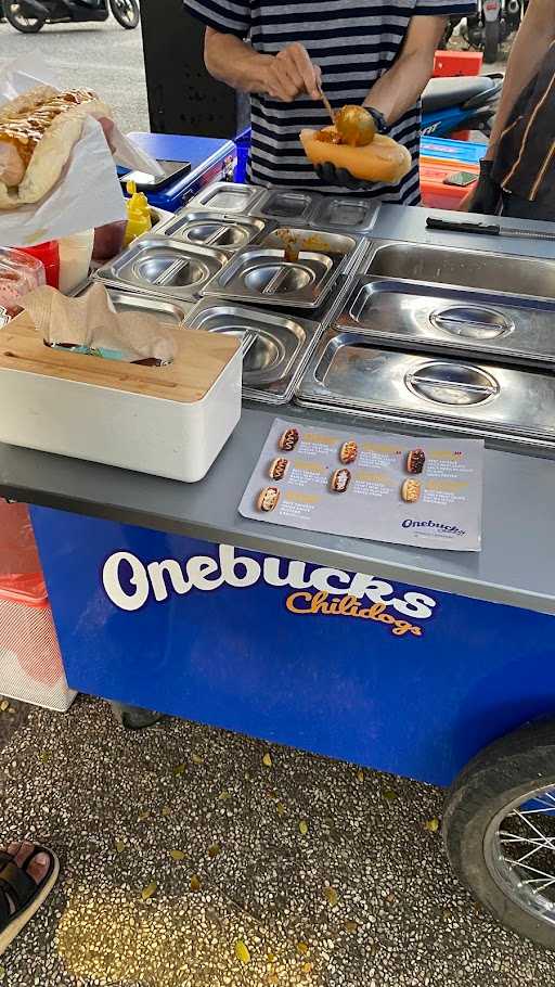 Onebucks Chili Hotdog 7