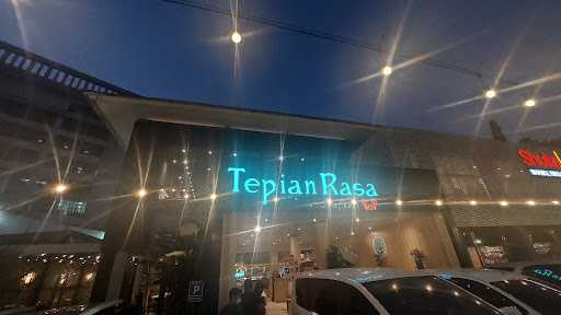 Tepian Rasa Live Seafood Bandung 8