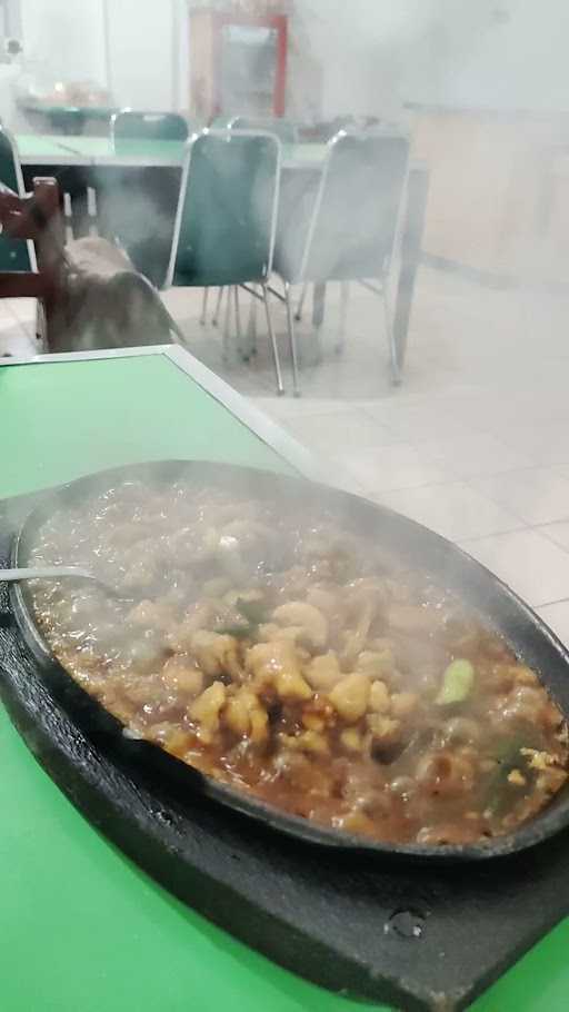 Pondok Makan Aneka 3