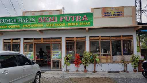 Rumah Makan 4