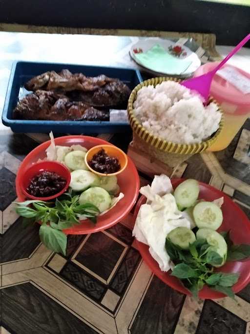 Rumah Makan Jaka Tarub 1 6