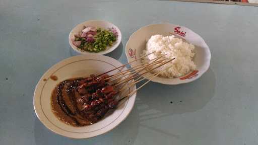 Sate Ayam Dan Kelinci Manteb 3