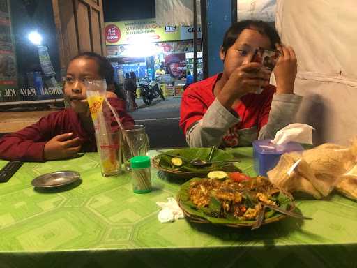 Warung Makan Pak Ndut 4