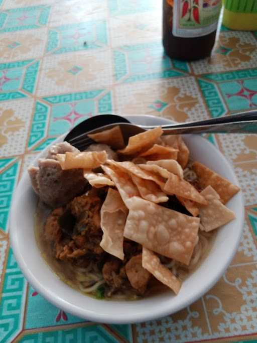 Mie Ayam & Bakso Solo 2 Putri 4