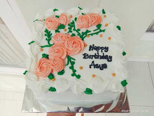 Ayesha Cake 1