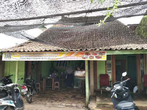 H N R Kedai Makan 1